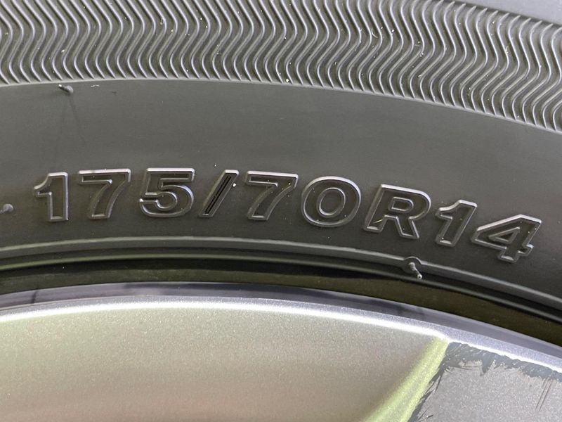 2024 Toyota Yaris 5BA-KSP210 (UW-6a47282556edd)[18]