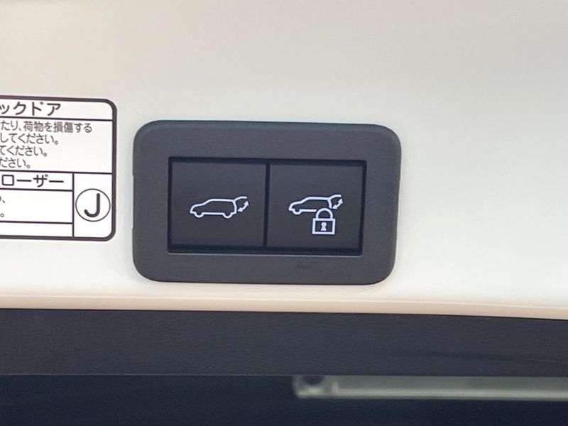 2022 Toyota Yaris Cross 6AA-MXPJ10 (UW-6a4728a1dfbfb)[28]