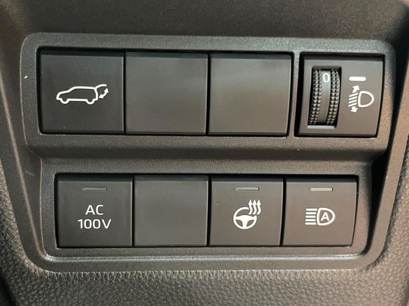 2023 Toyota Yaris Cross 6AA-MXPJ10 (UW-6a4728a3e0936)[21]