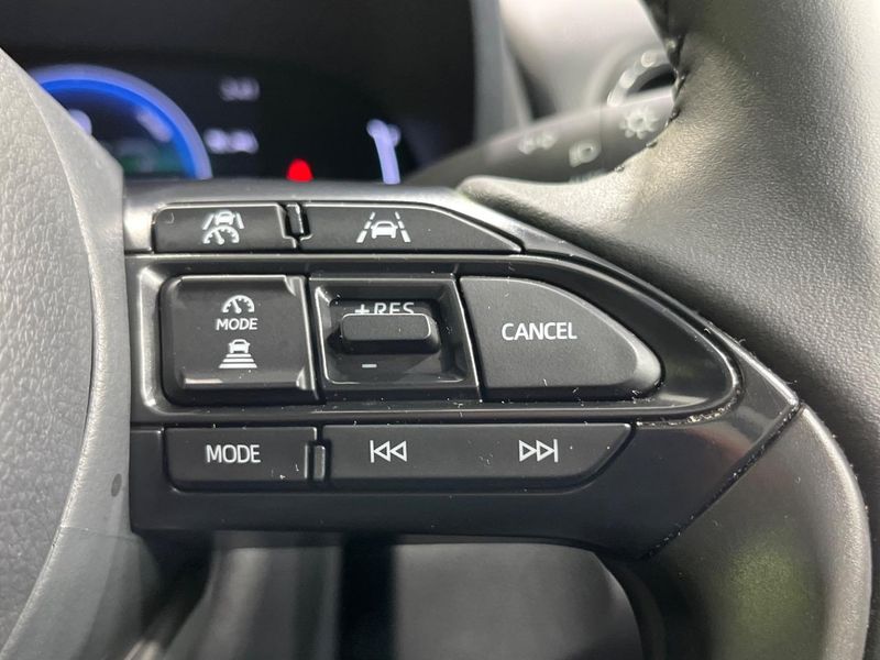 2024 Toyota Yaris Cross 6AA-MXPJ10 (UW-6a4728a55bc50)[17]