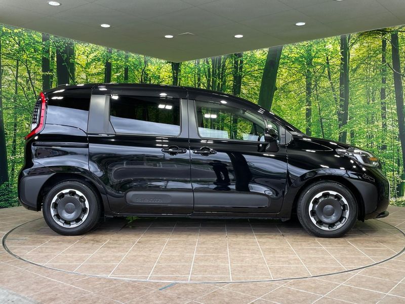 2023 Toyota Sienta 6AA-MXPL10G (UW-6a4728ab168d1)[19]