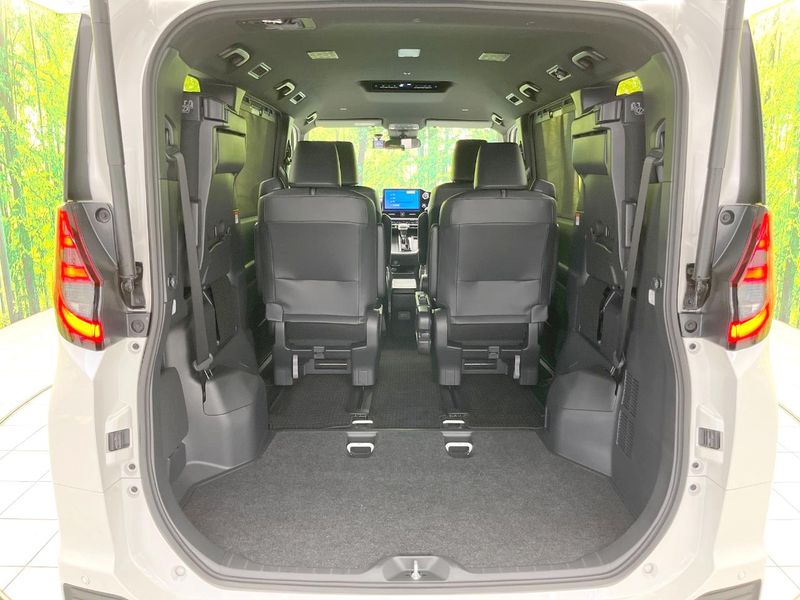 2024 Toyota Noah 6BA-MZRA90W (UW-6a4728bb604aa)[24]
