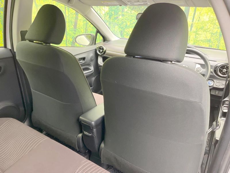 2015 Toyota Aqua DAA-NHP10 (UW-6a4728ca36aec)[23]