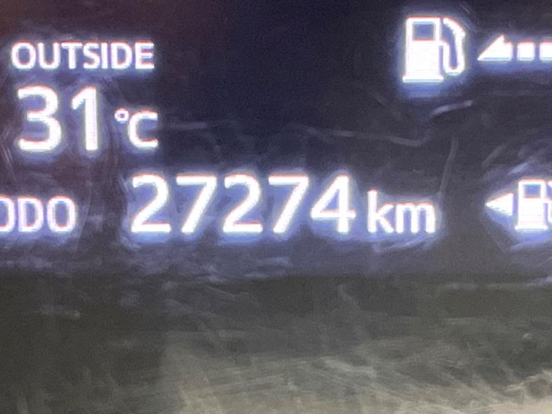 2022 Toyota Sienta 5BA-NSP170G (UW-6a4728d3bed3f)[2]