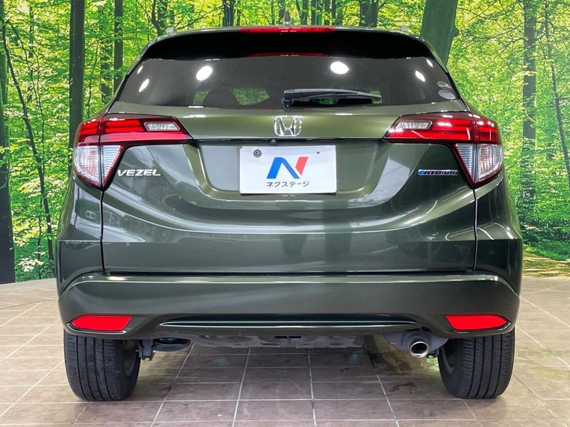 2016 Honda Vezel DAA-RU3 (UW-6a4728e748446)[20]