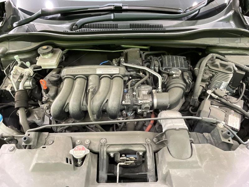 2016 Honda Vezel DAA-RU3 (UW-6a4728e748446)[4]