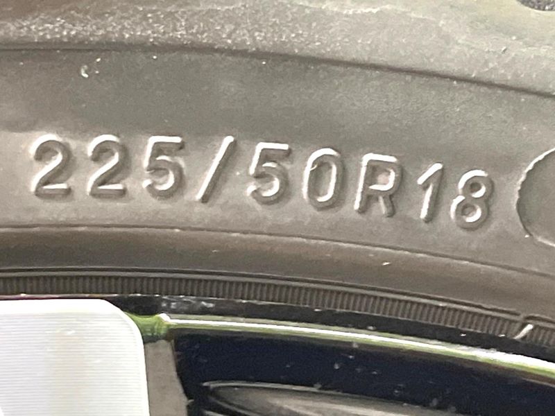 2023 Honda Vezel 6AA-RV5 (UW-6a4728ee2c030)[9]