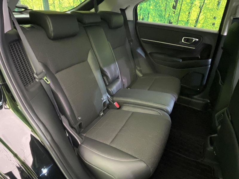 2023 Honda Vezel 6AA-RV5 (UW-6a4728eee680d)[21]