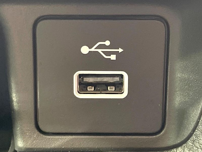 2025 Honda Vezel 6AA-RV5 (UW-6a4728f10f8cb)[15]