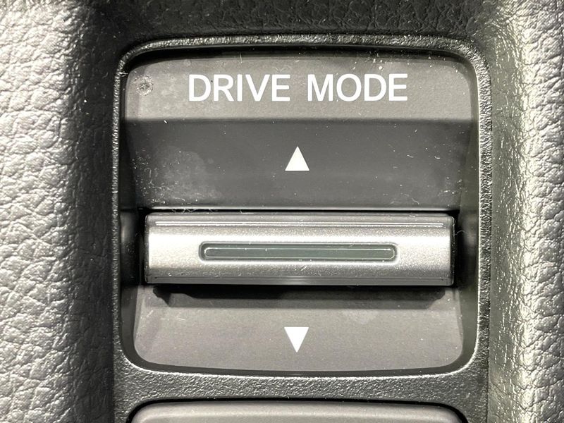 2025 Honda Vezel 6AA-RV5 (UW-6a4728f10f8cb)[18]