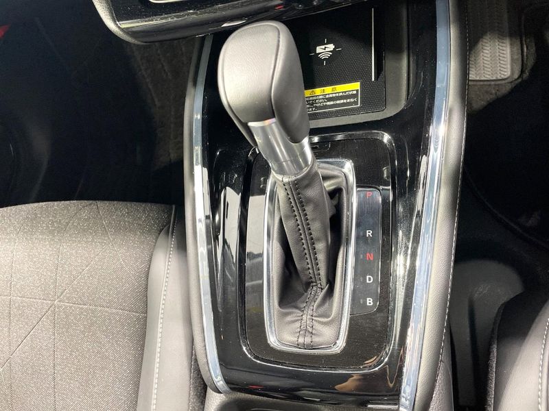 2025 Honda Vezel 6AA-RV5 (UW-6a4728f10f8cb)[17]