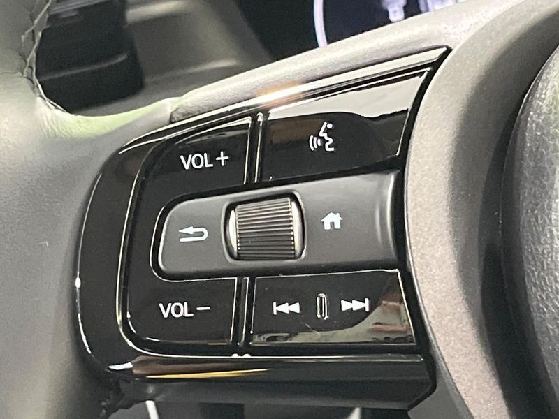 2025 Honda Vezel 6AA-RV5 (UW-6a4728f1d2d52)[16]
