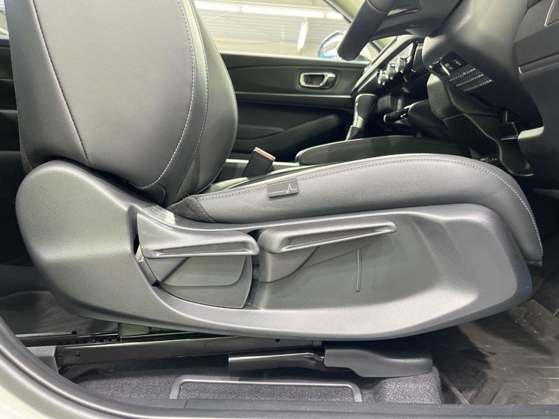 2025 Honda Vezel 6AA-RV5 (UW-6a4728f1d2d52)[7]