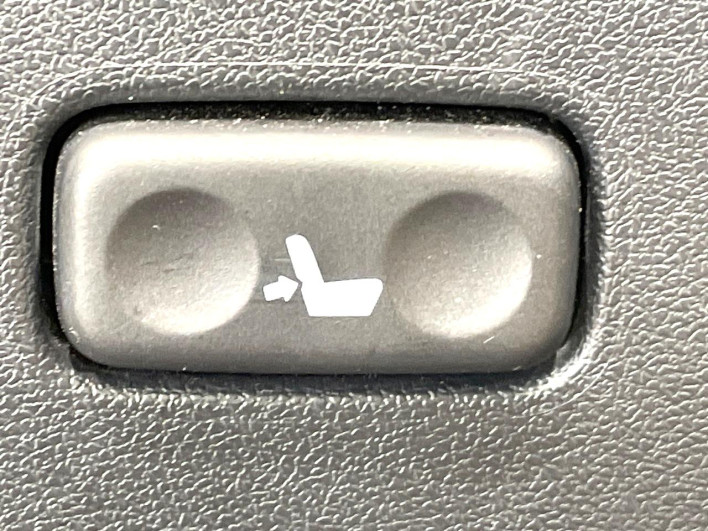 2020 Toyota Land Cruiser Prado 3BA-TRJ150W (UW-6a47290adcb8e)[9]
