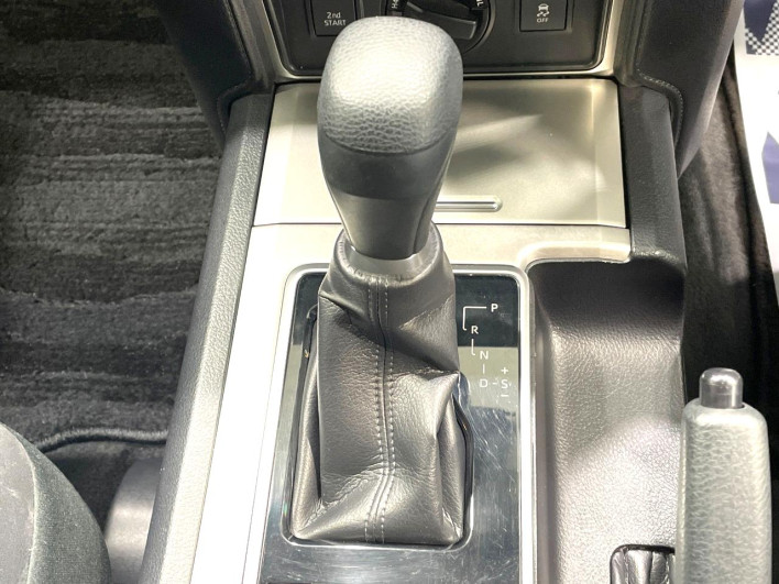 2020 Toyota Land Cruiser Prado 3BA-TRJ150W (UW-6a47290adcb8e)[19]