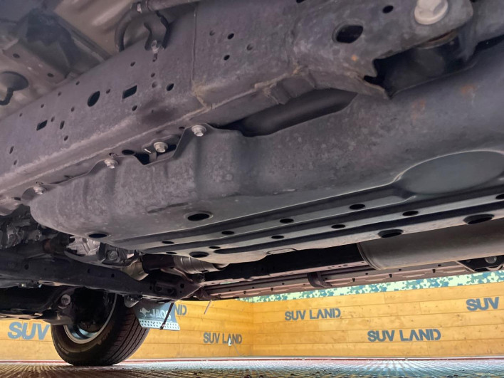 2019 Toyota Land Cruiser Prado CBA-TRJ150W (UW-6a47290adf6e6)[12]