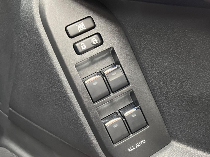 2019 Toyota Land Cruiser Prado CBA-TRJ150W (UW-6a47290adf6e6)[20]