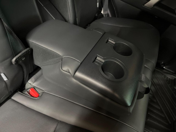 2019 Toyota Land Cruiser Prado CBA-TRJ150W (UW-6a47290adf6e6)[15]