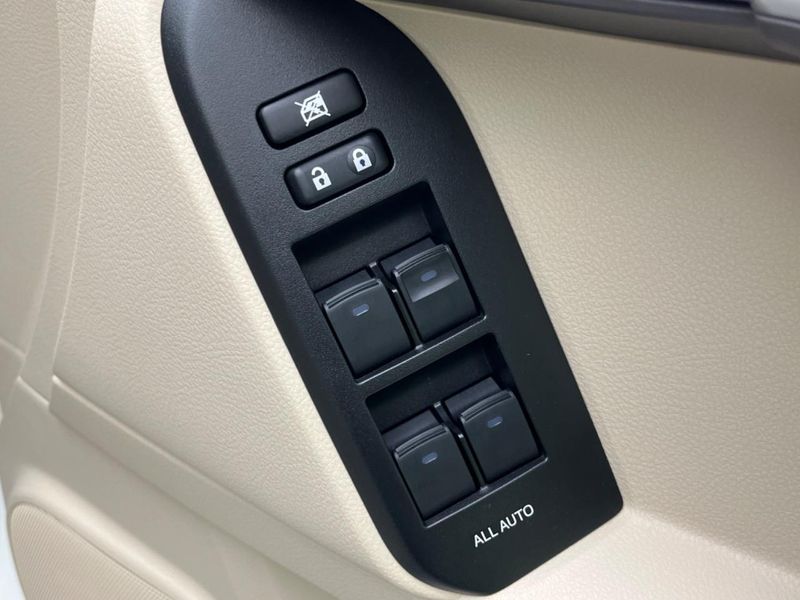 2023 Toyota Land Cruiser Prado 3BA-TRJ150W (UW-6a4729102cecb)[19]