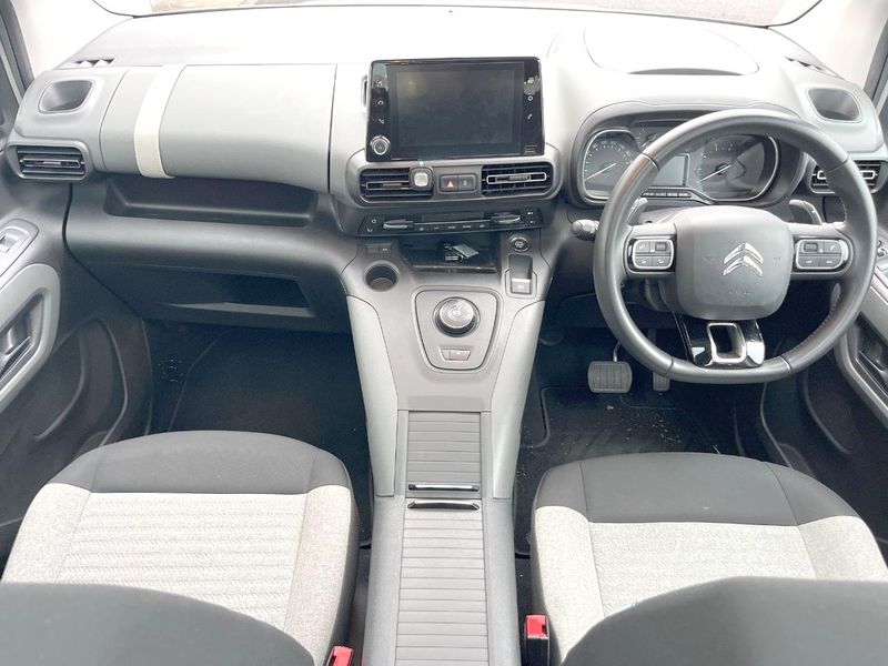 2021 Citroen Berlingo 3DA-K9CYH01 (UW-6a472922d6372)[24]