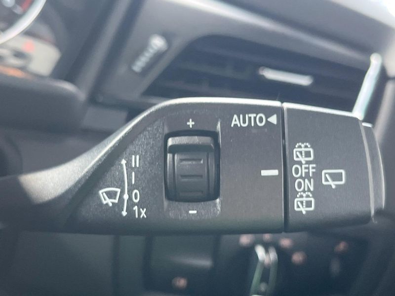 2016 BMW 2 Series LDA-2C20 (UW-6a47292889c31)[6]