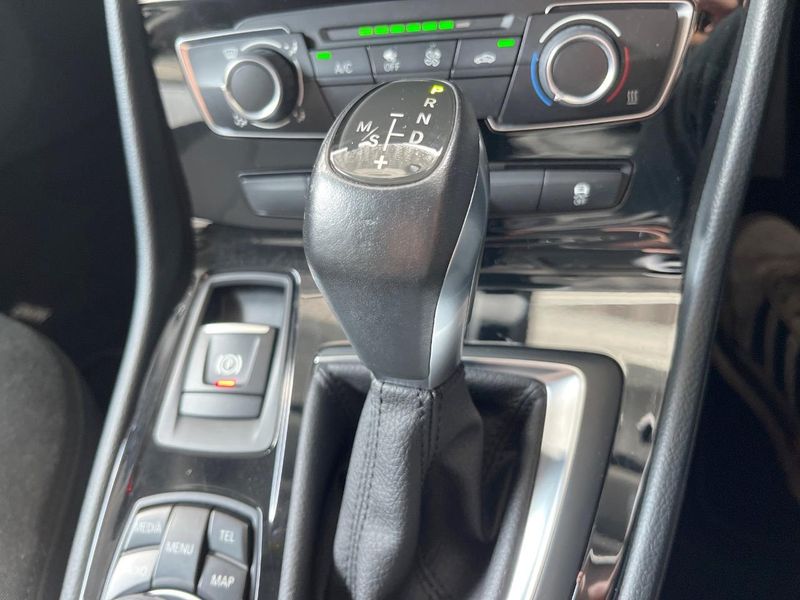 2016 BMW 2 Series LDA-2C20 (UW-6a47292889c31)[10]