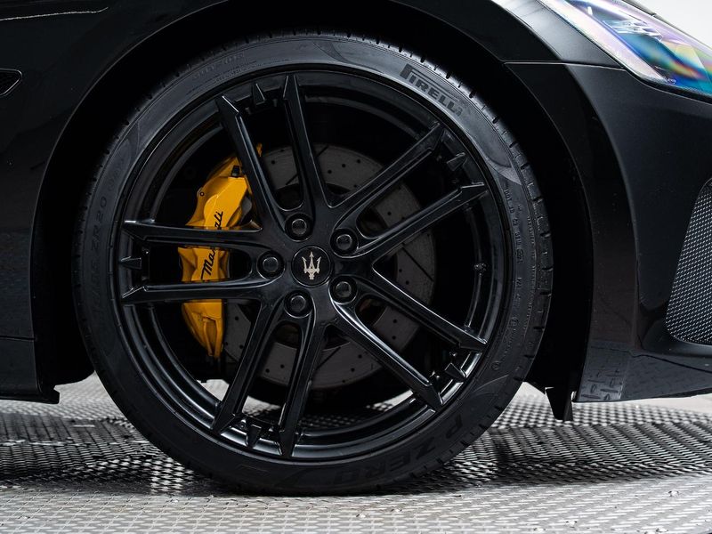 2019 Maserati Granturismo ABA-MGTA1 (UW-6a47293a3ee74)[15]