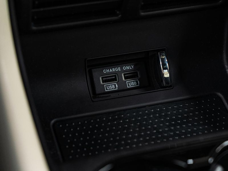 2019 Maserati Granturismo ABA-MGTA1 (UW-6a47293a3ee74)[22]