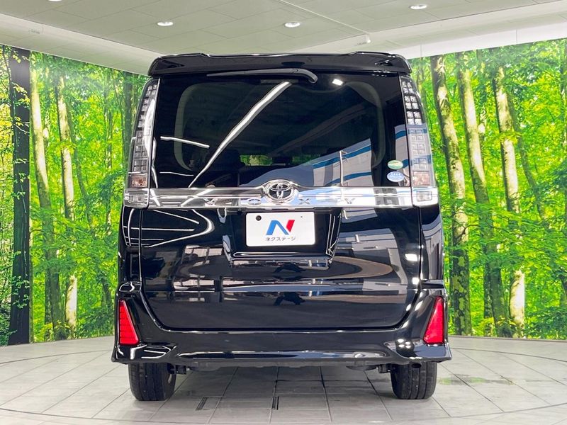 2016 Toyota Voxy DBA-ZRR80W (UW-6a472944747ec)[7]