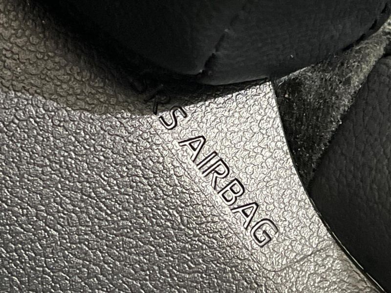 2024 Toyota Corolla Cross 6AA-ZVG16 (UW-6a472953225b7)[27]