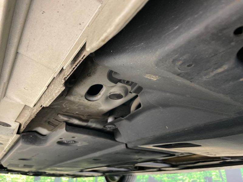 2016 Toyota Prius DAA-ZVW50 (UW-6a47295608d5b)[20]