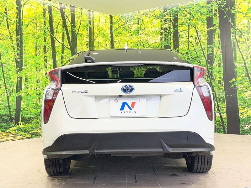 2016 Toyota Prius DAA-ZVW50 (UW-6a47295608d5b)[17]