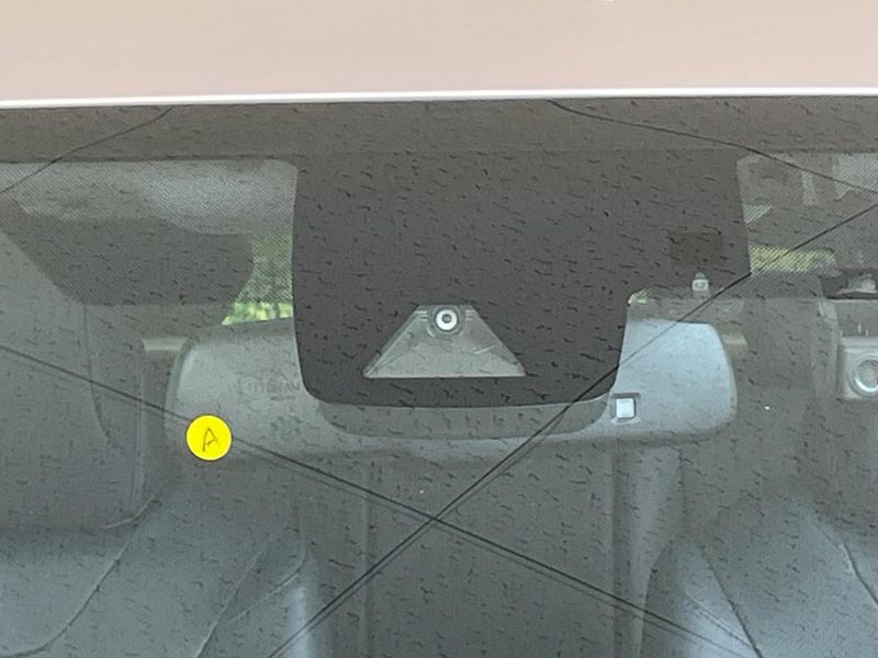 2016 Toyota Prius DAA-ZVW51 (UW-6a47295c3a958)[22]