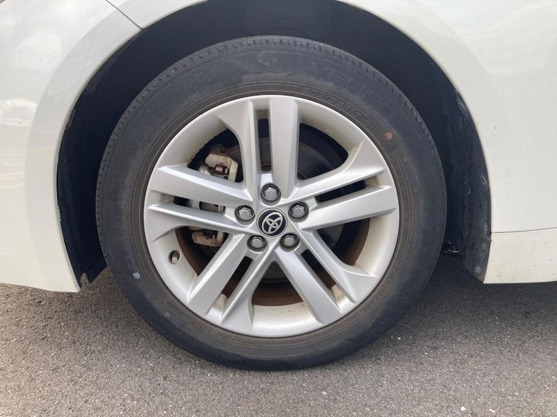 2018 Toyota Corolla Sport 6AA-ZWE211H (UW-6a472960d9ed7)[13]
