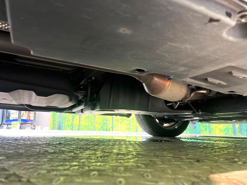 2023 Toyota Voxy 6AA-ZWR90W (UW-6a47296b37032)[15]