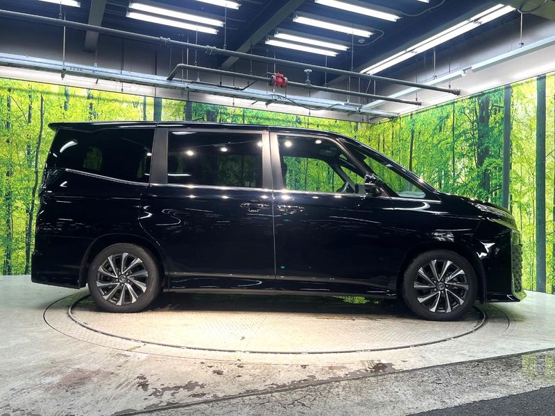 2023 Toyota Voxy 6AA-ZWR90W (UW-6a47296b37032)[24]