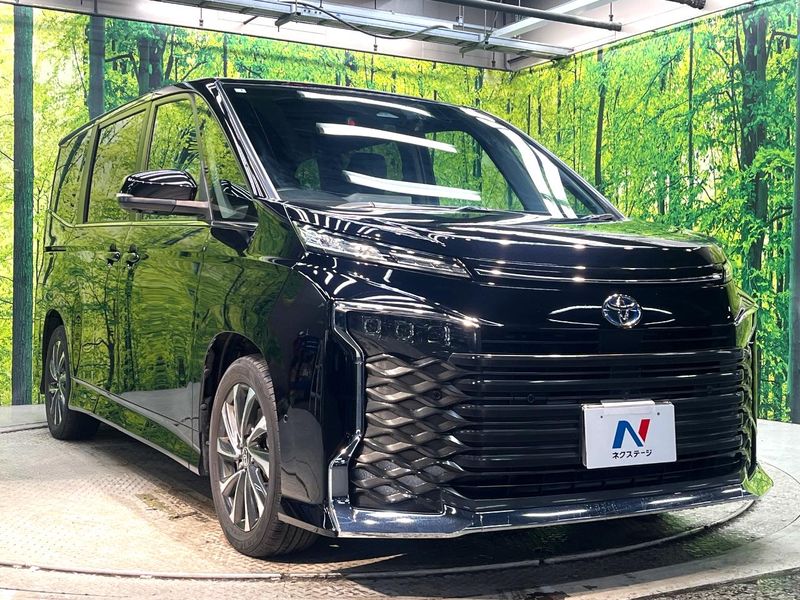 2023 Toyota Voxy 6AA-ZWR90W (UW-6a47296b37032)[25]
