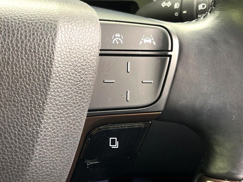 2023 Toyota Alphard 3BA-AGH40W (UW-6a48a7b308861)[20]