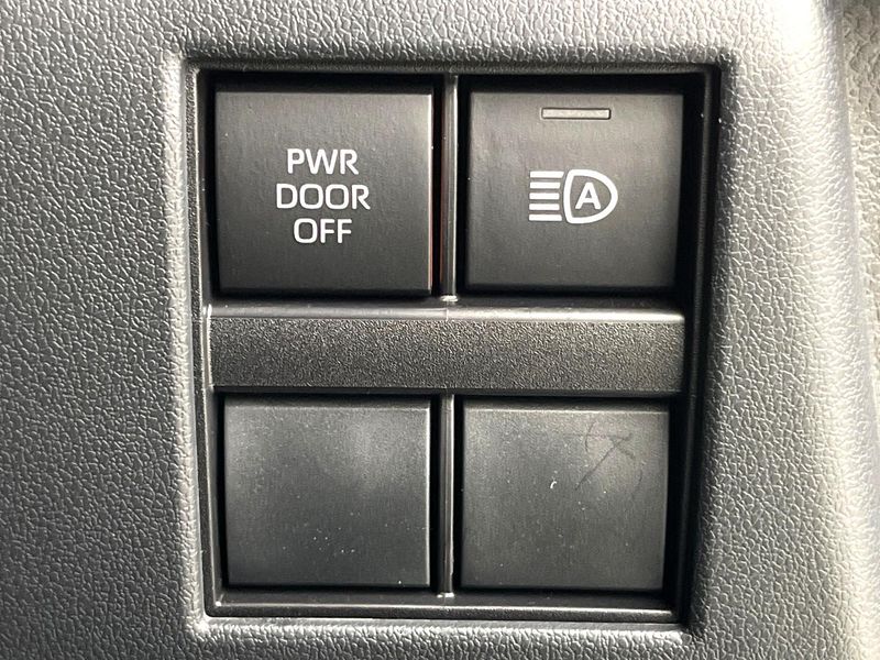 2023 Toyota Alphard 3BA-AGH40W (UW-6a48a7b308861)[14]
