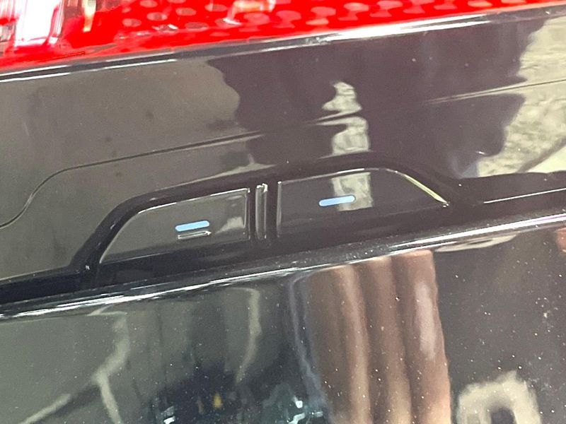 2026 Toyota Alphard 3BA-AGH40W (UW-6a48a7b8d8e53)[18]