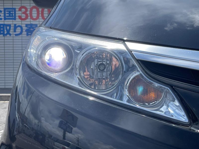 2009 Toyota Estima Hybrid DAA-AHR20W (UW-6a48a7bd27db5)[10]