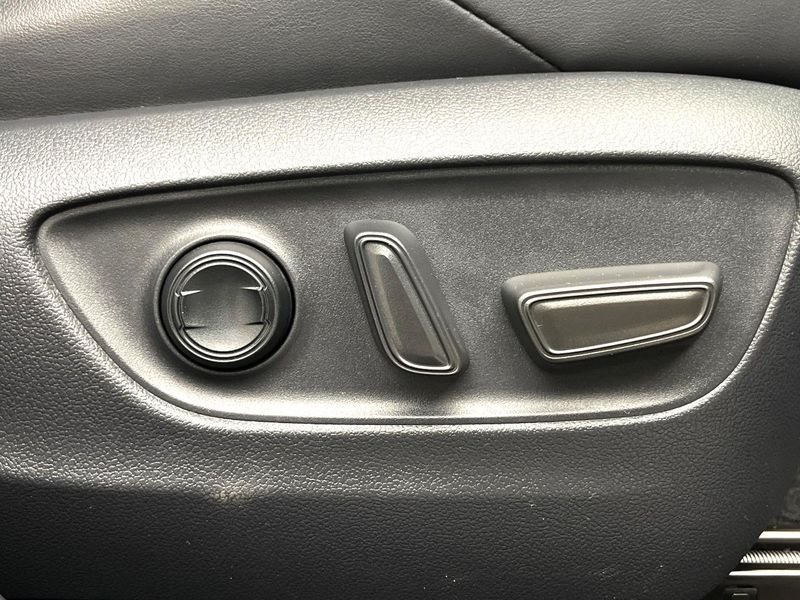 2023 Toyota RAV4 6AA-AXAH54 (UW-6a48a7ced6779)[28]