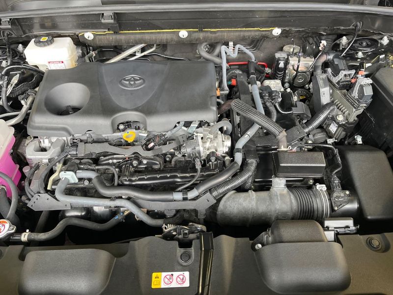 2024 Toyota Harrier Hybrid 6AA-AXUH80 (UW-6a48a7db787cb)[19]
