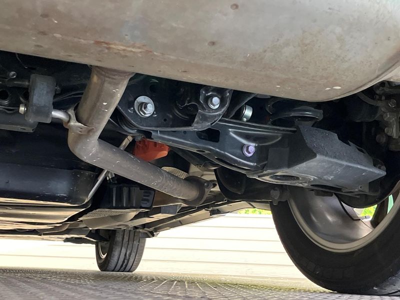 2024 Toyota Harrier Hybrid 6AA-AXUH80 (UW-6a48a7db787cb)[29]