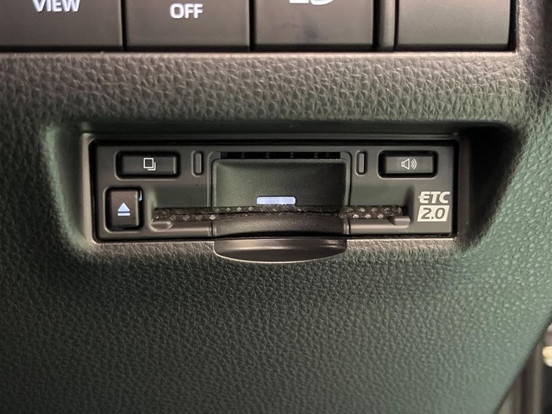 2024 Toyota Harrier Hybrid 6AA-AXUH80 (UW-6a48a7db787cb)[5]