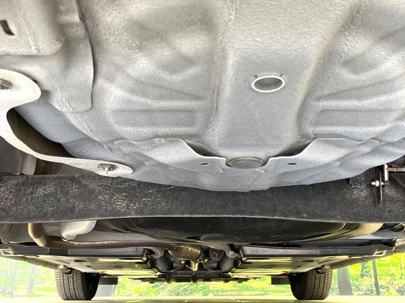 2021 Nissan Note 6AA-E13 (UW-6a48a84f1c5c0)[25]