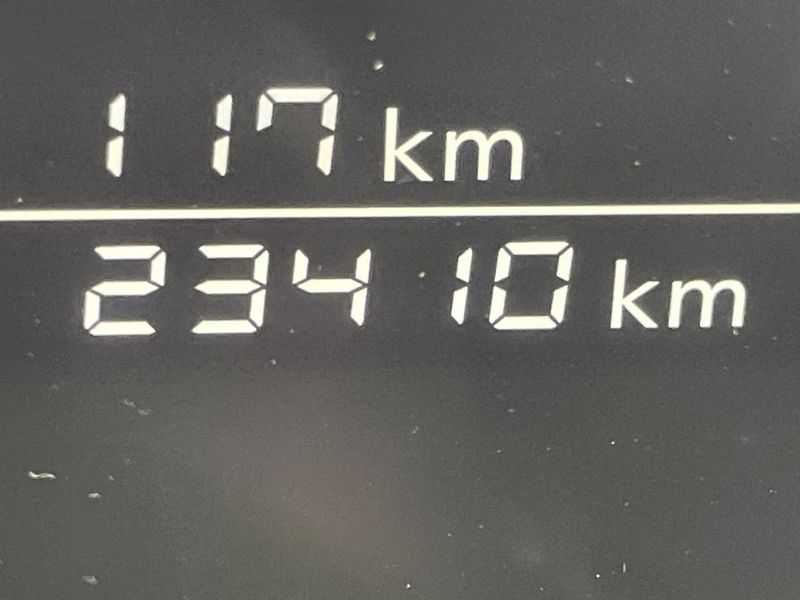 2022 Nissan Note 6AA-E13 (UW-6a48a8516537b)[2]
