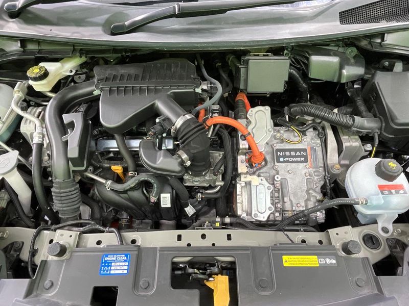 2022 Nissan Note 6AA-E13 (UW-6a48a8516537b)[4]