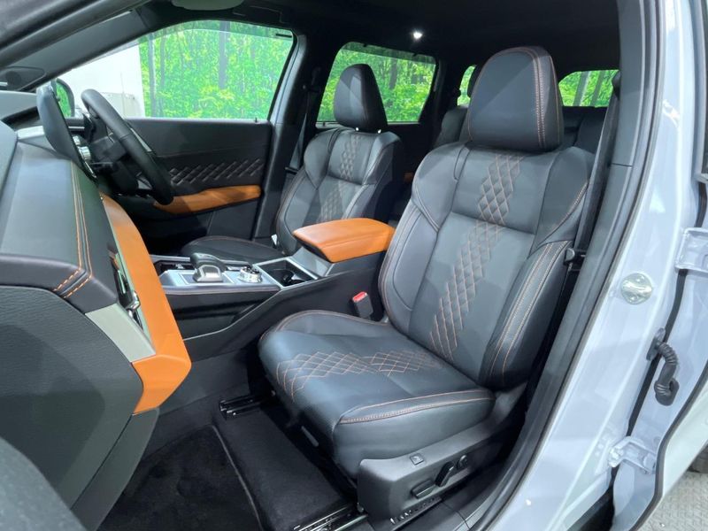 2023 Mitsubishi OUTLANDER PHEV 5LA-GN0W (UW-6a48a88a025bd)[12]