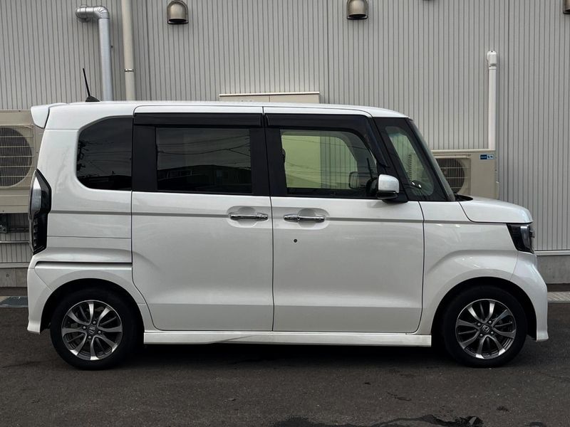 2021 Honda N-BOX CUSTOM 6BA-JF3 (UW-6a48a90762343)[22]